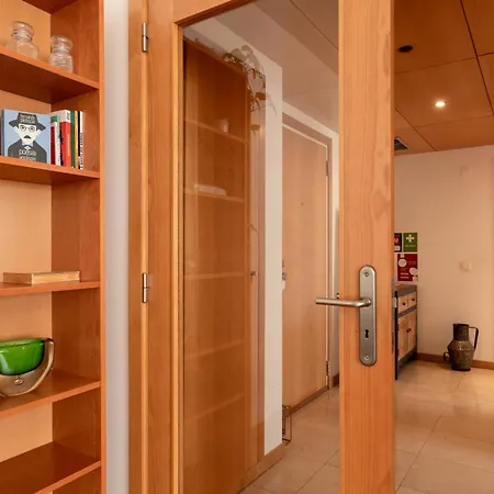 アパート Modern In Parque Nacoes リスボン