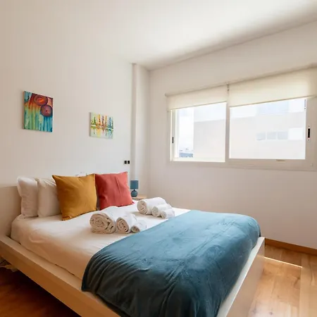Appartement Modern In Parque Nacoes Lissabon