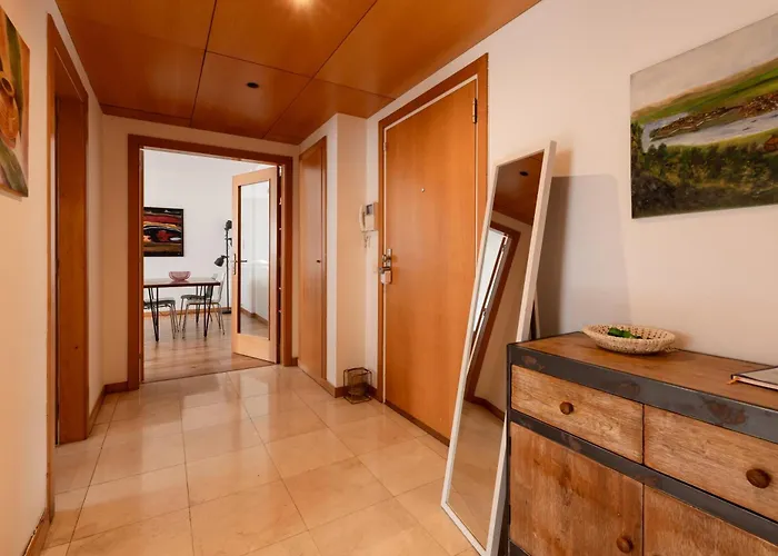 Appartement Modern In Parque Nacoes Lissabon
