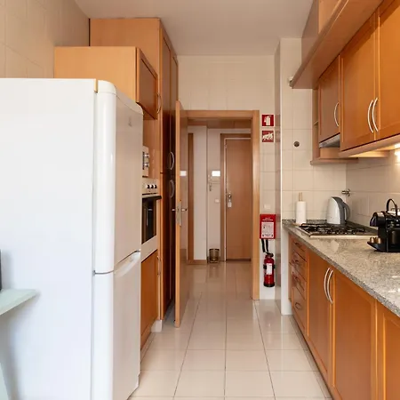 아파트 Modern In Parque Nacoes